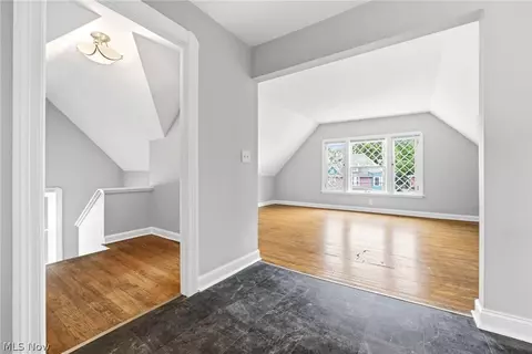 Entry Way - 425 West Ave, Elyria, OH 44035 photo 7 of 7