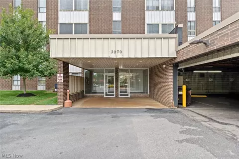 3070 Kent Rd #312D, Stow, OH 44224