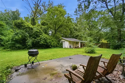 Exterior - 1472 Feeman Ave, Lima, OH 45805 photo 6 of 9