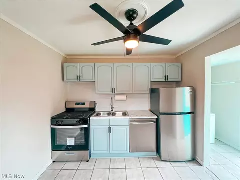 Kitchen - 7354 Oregon Trl, Boardman, OH 44512 photo 1 of 2