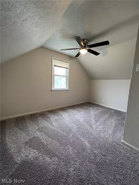 Bedroom - 7354 Oregon Trl, Boardman, OH 44512 photo 3 of 3