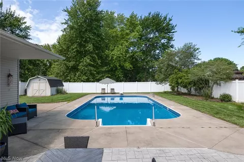 Exterior - 509 William, Lagrange, OH 44050 photo 2 of 8