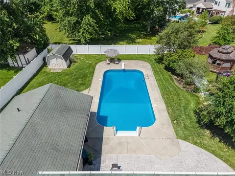 Exterior - 509 William, Lagrange, OH 44050 photo 7 of 8