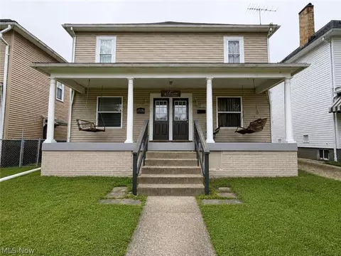 630 N Dawson St, Uhrichsville, OH 44683