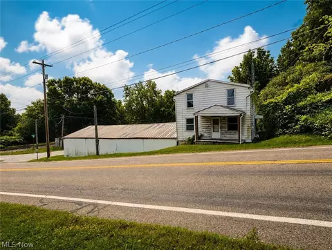 2682 E Turkeyfoot Lake Rd, Uniontown, OH 44685