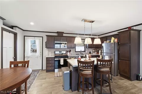 Kitchen - 313 Eagle Cir, Elyria, OH 44035 photo 1 of 1