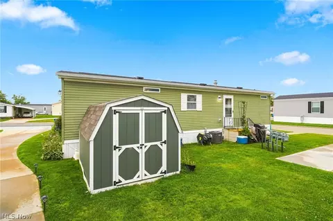 Exterior - 313 Eagle Cir, Elyria, OH 44035 photo 2 of 4