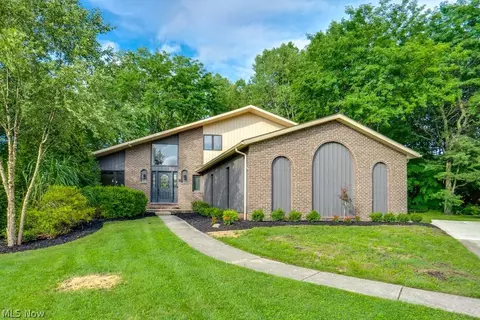 4100 Bunker Ct, North Royalton, OH 44133