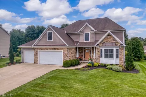 5158 Merrit Dr, Sagamore Hills, OH 44067