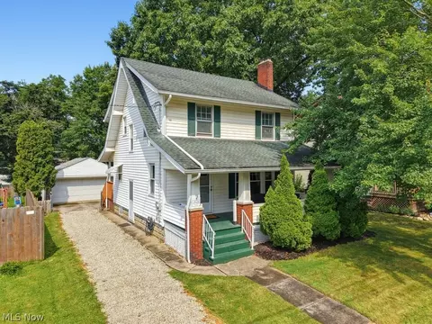 2526 6th St, Cuyahoga Falls, OH 44221