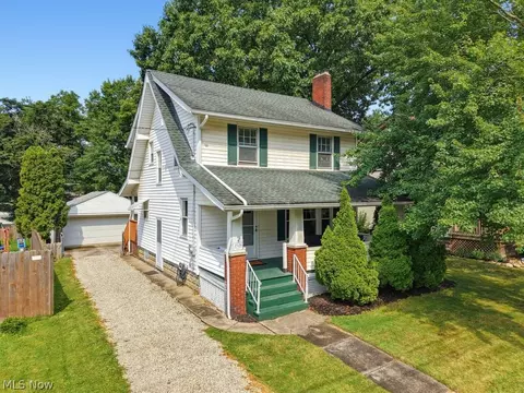 2526 6th St, Cuyahoga Falls, OH 44221