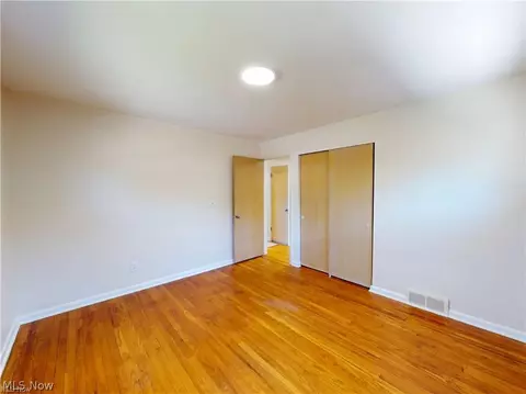 Bedroom - 1713 Empire Rd, Wickliffe, OH 44092 photo 2 of 5