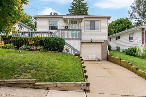 543 Stephens Rd, Akron, OH 44312