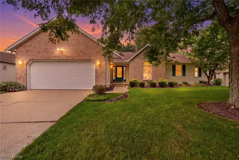 733 Joel Cir, Louisville, OH 44641