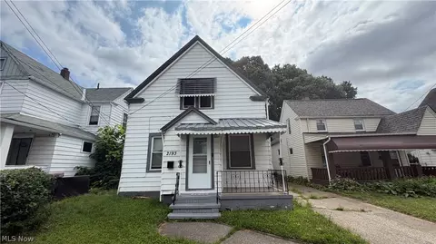 2193 W 104th St, Cleveland, OH 44102