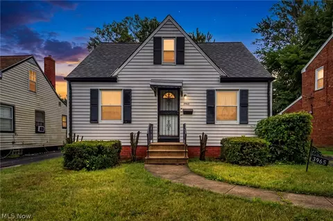 3965 E 177th St, Cleveland, OH 44128
