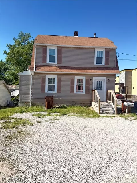 933 Ashland Rd, Mansfield, OH 44905