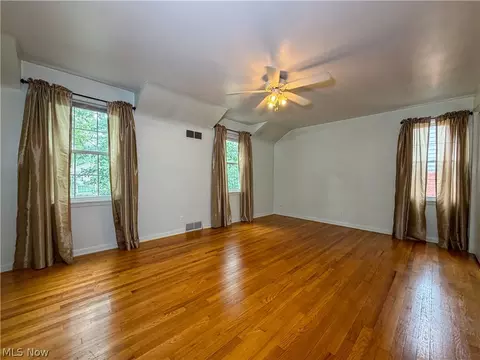 Bedroom - 228 Wolcott Dr, Boardman, OH 44512 photo 2 of 4