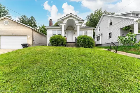 2549 Ogden Ave, Akron, OH 44312