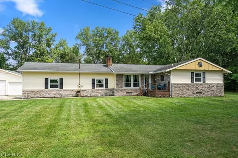 613 Barlow Rd, Hudson, OH 44236