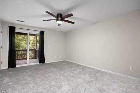 Bedroom - 4648 Oak Point Rd, Lorain, OH 44053 photo 8 of 8