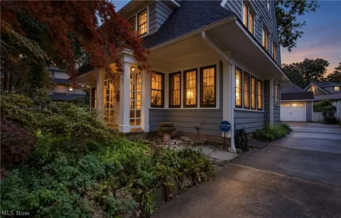 2207 Westminster Rd, Cleveland Heights, OH 44118
