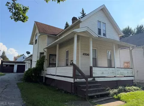 6700 Hosmer Ave, Cleveland, OH 44105