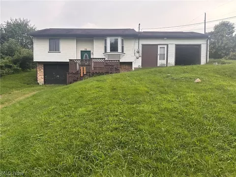 77 North St, Smithfield, OH 43948