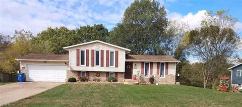 13485 Sunflower Ave NW, Mogadore, OH 44260