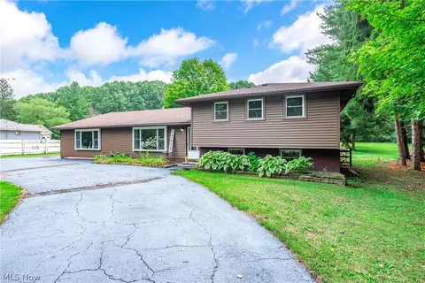 15038 Alexander Rd, Walton Hills, OH 44146