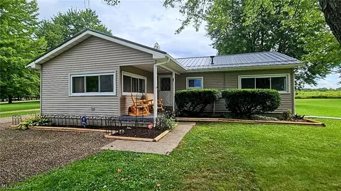 728 Johnson Plank Rd NE, Warren, OH 44481