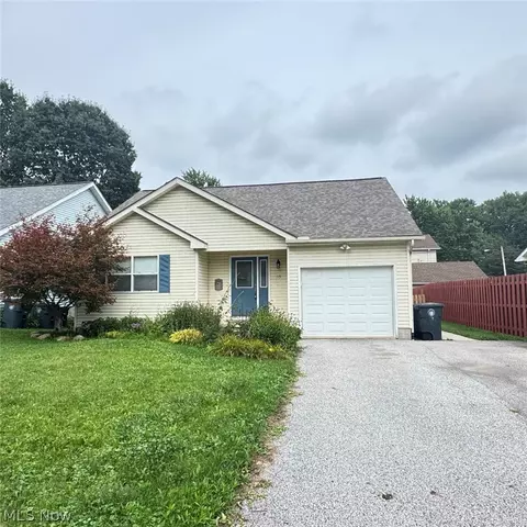 115 Sabetha Pl, Akron, OH 44313
