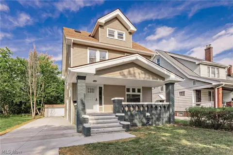3308 E 139th St, Cleveland, OH 44120