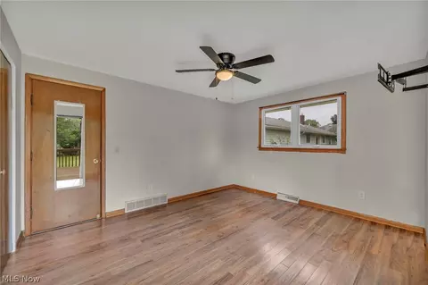 Bedroom - 131 Yunker Ct, Elyria, OH 44035 photo 1 of 10