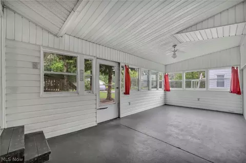Exterior - 131 Yunker Ct, Elyria, OH 44035 photo 3 of 6