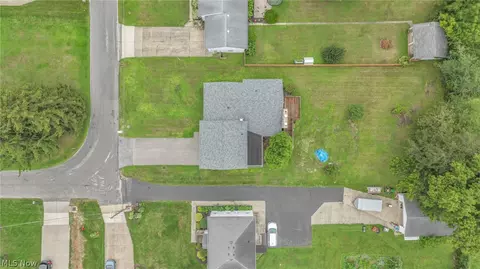 View/Area - 131 Yunker Ct, Elyria, OH 44035 photo 4 of 5