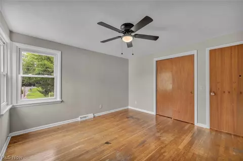 Bedroom - 131 Yunker Ct, Elyria, OH 44035 photo 5 of 10
