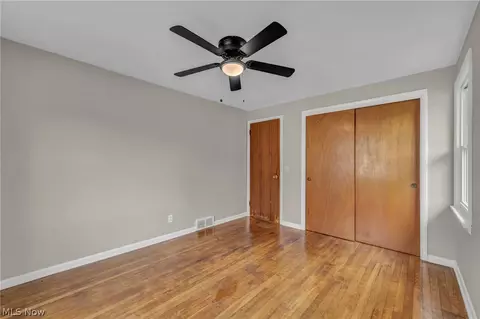 Bedroom - 131 Yunker Ct, Elyria, OH 44035 photo 8 of 10