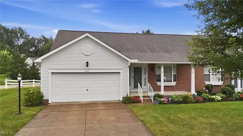 6755 Palmer Dr NW, Canton, OH 44718