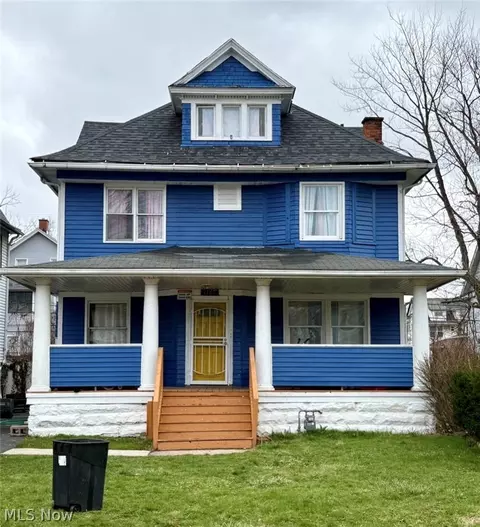 1187 Carlyon Rd, East Cleveland, OH 44112