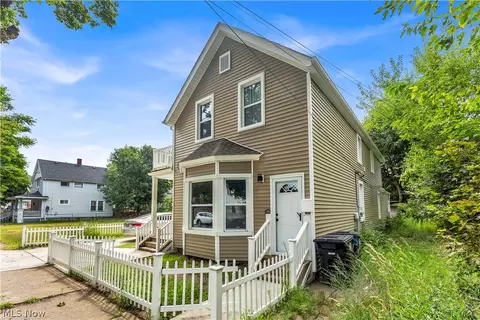 3107 Seymour Ave, Cleveland, OH 44113