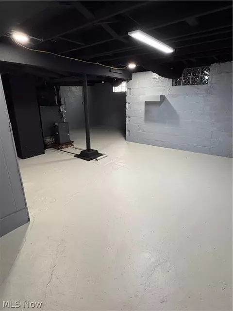 Other - 456 W Wilson St, Struthers, OH 44471 photo 6 of 12