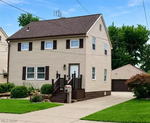 Exterior - 456 W Wilson St, Struthers, OH 44471 photo 3 of 3