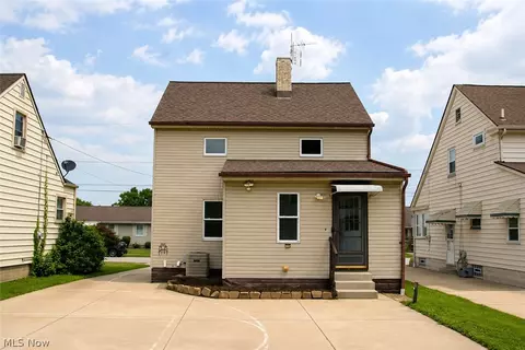 Other - 456 W Wilson St, Struthers, OH 44471 photo 1 of 12