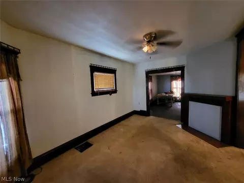 Living - 261 Harrison St, Elyria, OH 44035 photo 3 of 3