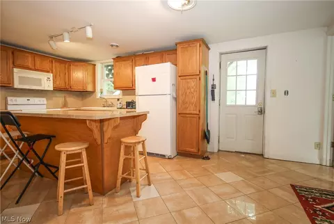 Kitchen - 980 Shamrock Dr, Barnesville, OH 43713 photo 1 of 3
