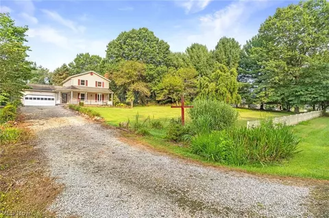 1404 Kristen Cir, Mogadore, OH 44260