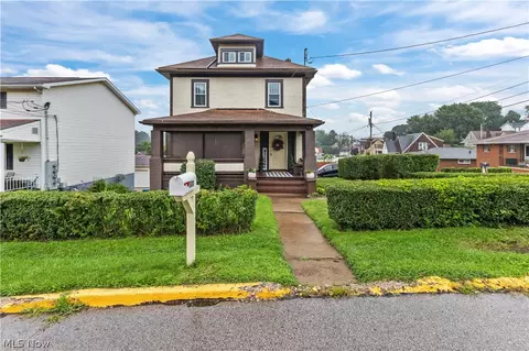 300 N 10th St, Weirton, WV 26062