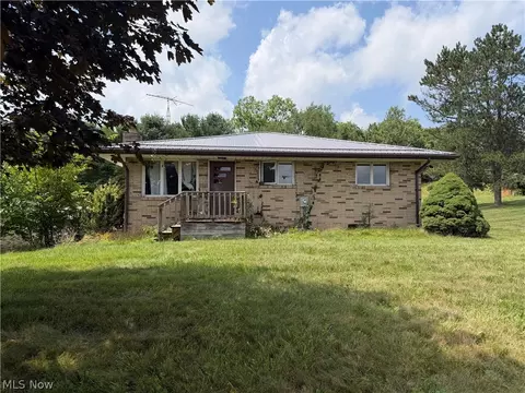 3246 Tabor Ridge Rd NE, Mineral City, OH 44656