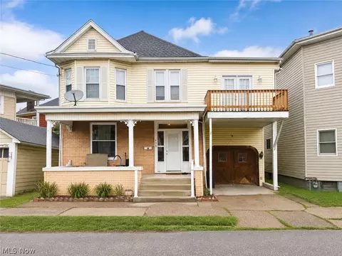 406 Maple Pl, Martins Ferry, OH 43935